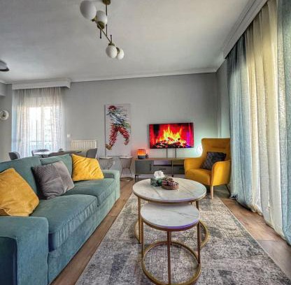 Vardaris Apartment | Family-Friendly Stay on the Second Floor Awaits You