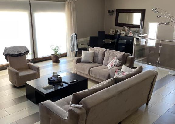 Nea Propontida House | Pet-Friendly Λευτερης: Rated 10/10 with Hot Tub & Dining