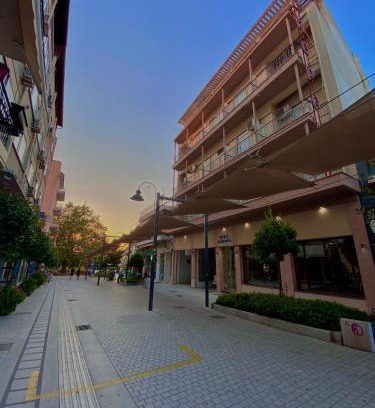 Larissa Hotel | Accessible Hotel Acropol: Family-Friendly with Breakfast