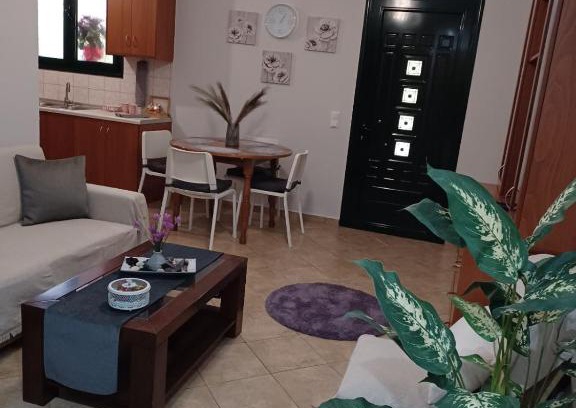 Mavromati House | Discover Cozy Holiday Homes in Greece - Pet & Child Friendly