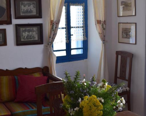 Marpissa House | Guest Rated 10/10: Το πάνω σπίτι της Μαριάνθης Retreat