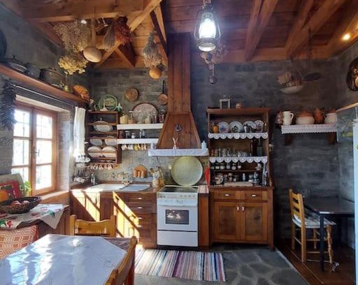 Kipoi Villa | Discover Το Σπίτι στο Χωριό: Family-Friendly Getaway