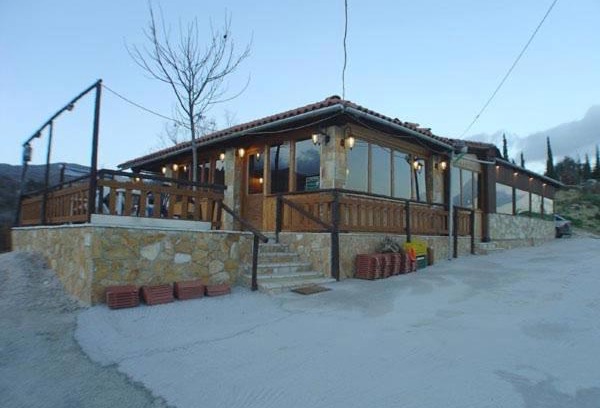 Xylokastro-Evrostina Apartment | Pet-Friendly Retreat at Φάρμα της φονισσας: 8/10 Rated