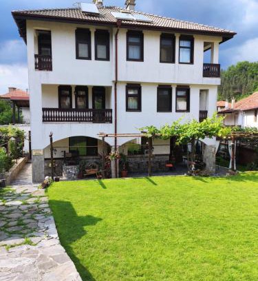 Zlatograd House | Andreeva House: Guest Rated 9.7 with Full Kitchen Access