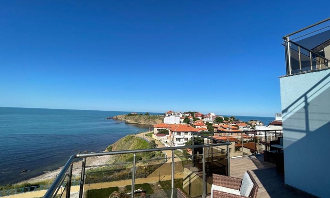 Akhtopol Apartment | Oceanfront Genesis Apartments in Ahtopol - Guest Rated 10/10