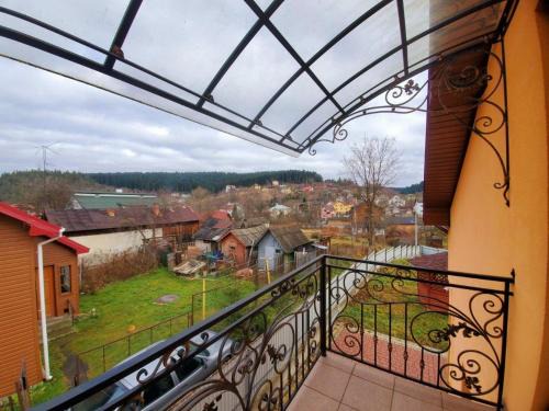 Skhidnytsya Apartment | Cozy Ilona Apartments in the Heart of Skhidnytsia
