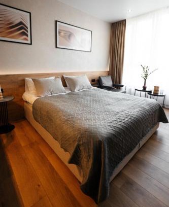 Svyatoshyns'kyi District Apartment | Family-Friendly MYFREEDOM Apartments in Nivki Park