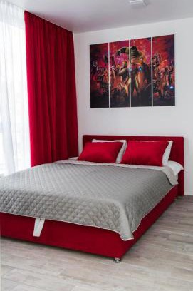 Svyatoshyns'kyi District Apartment | Eco-Friendly MYFREEDOM Apartments near Metro Nivki