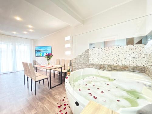 Petrovskoye Apartment | Modern Apartments Near Tetris Business Center, 9.2/10 Rated
