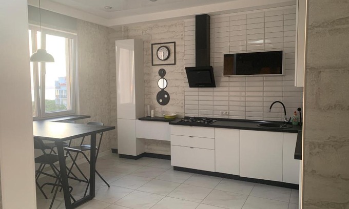 Gelendzhik Apartment | Oceanfront Apartments in Izumrudny - Guest Rated 10/10