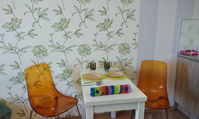 Murinskoe Apartment | Pet-Friendly Апартаменты Гринландия with Breakfast & Hot Tub