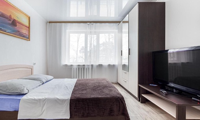 Nizhnevartovsk Apartment | Prime Apartments on Marshala Zhukova: 10/10 Guest Rated