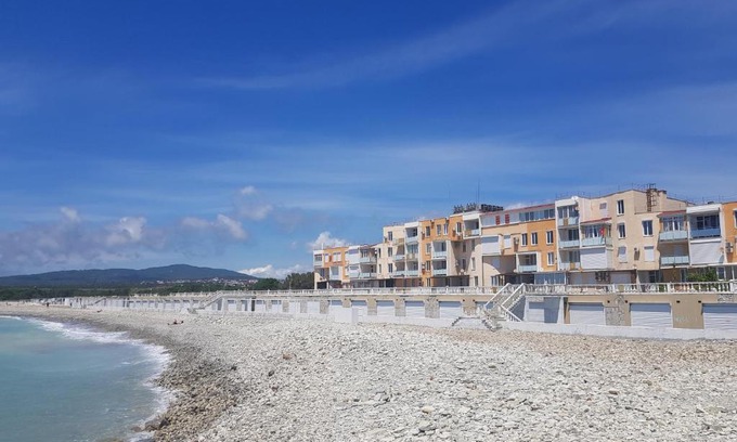 Gelendzhik Apartment | Scenic Apartments on the Embankment with Oceanfront Views