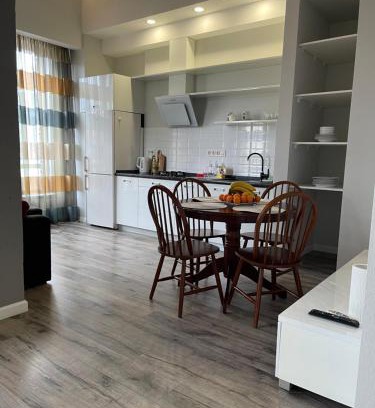 Prymors'kyi district Apartment | Pet-Friendly Apartments at Ясная Поляна - Rated 9.9/10