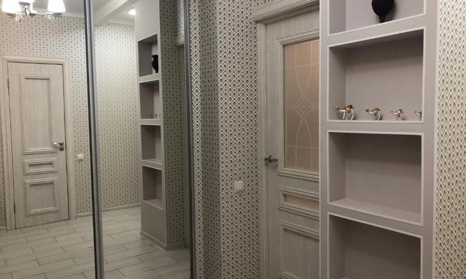 Leninskiy rayon Apartment | Stylish Apartments at Гвардейская Square with Accessibility