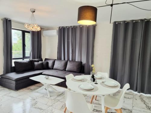 Sliven Apartment | Discover Comfort at Апартаменты Амая - Pet & Child Friendly