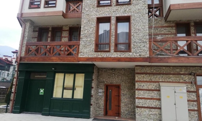 Shiligarnika Apartment | Cozy Apartment in Bansko: Pet and Child Friendly Stay