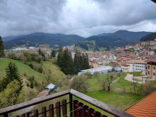 Chepelare Apartment | Guest Rated: 9.5 at Апартамент за гости Виктория