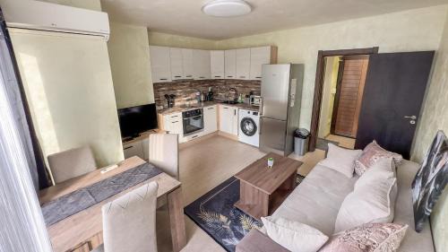 Sofia Apartment | Family-Friendly Getaway at Апартамент Панчо - 10/10 Rated