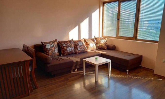 Varna Municipality Apartment | Discover Comfort at Апартамент Романтика - 9/10 Rated!