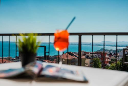 Sveti Vlas Apartment | Cozy Apartment Tanya: Family-Friendly Getaway Awaits