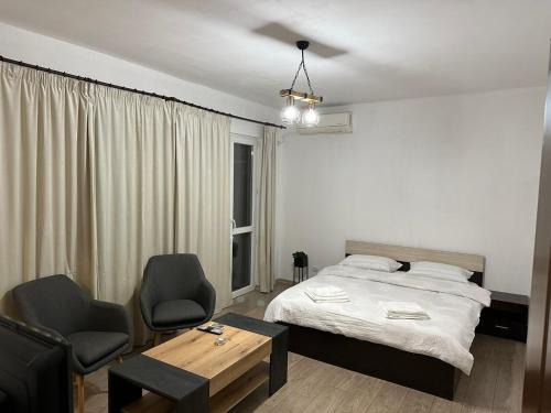 g.k. Trakia Apartment | Budget-Friendly Apartment Alex - Child Friendly & 10/10 Rated