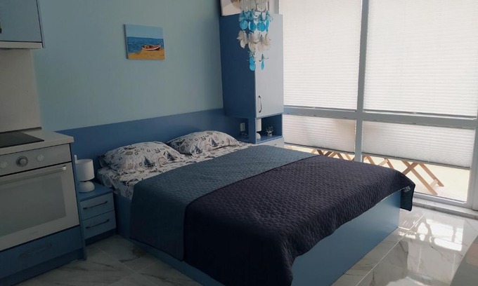 Kiten Apartment | Blue Apartment in Kitten: Child-Friendly with Perfect Rating