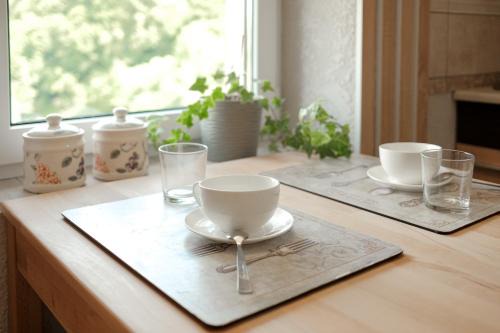 Transcarpathia Apartment | Relax at Апарт-СЕРВiC: Oceanfront with Pool & Dining