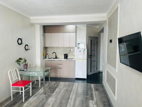 Tuzdybastau Apartment | Top-Rated Ашык Тобе with Family-Friendly Amenities