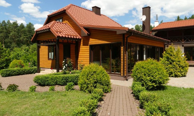 Velyka Omeliana Villa | Family-Friendly Retreat at Гаївка Cottages - 10/10 Rating