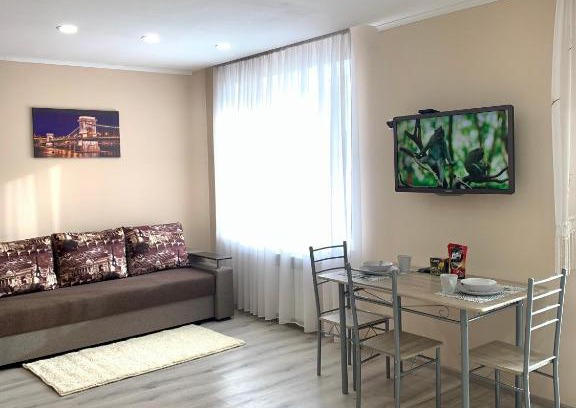 Ternopil Apartment | Cozy Studio on Lepkogo Street - Rated 8.8/10 with Breakfast