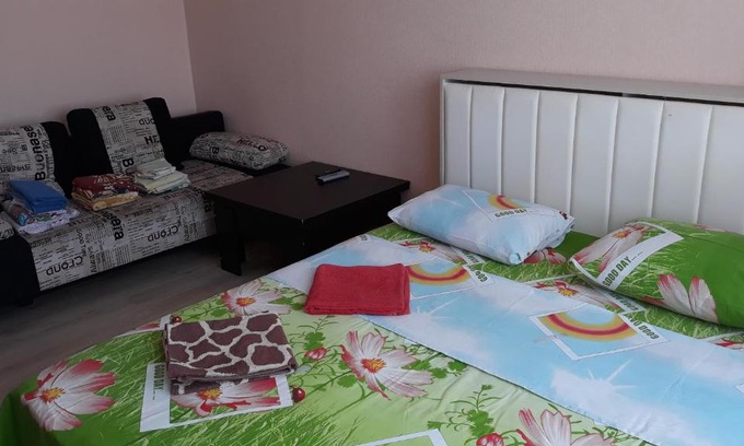 Kursk Apartment | Pet-Friendly Berеговaя 5: Bright Two-Room Comfort