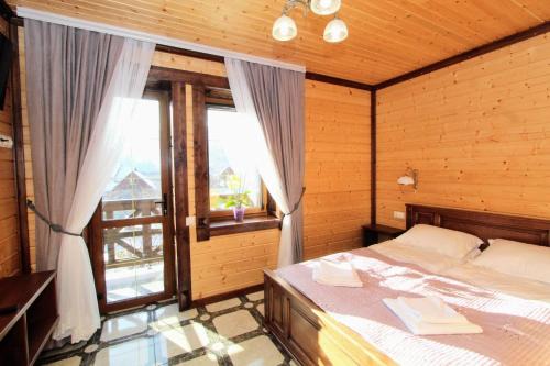 Yaremche Apartment | Unforgettable Stay at Бесаги - Rated 9.9/10 & Family-Friendly