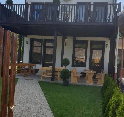 Kirkovo House | Discover БЯЛАТА КЪЩА: Oceanfront Stay with Pool & Family Fun