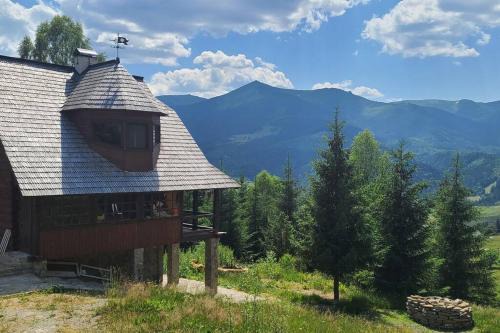 Snidavka House | Discover Велика Дзен Хата: Guest Rated 9.7, Pet Friendly