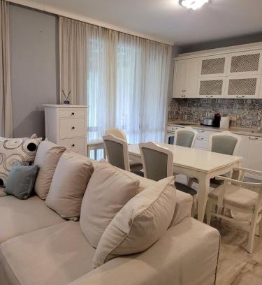 Sozopol House | Experience Bliss at Вила Грийнлайф: Oceanview Retreat