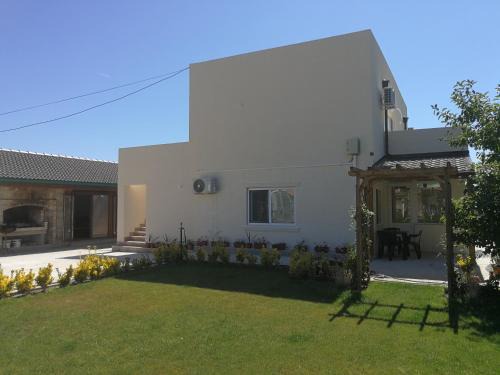Rusalka House | Explore Family-Friendly Comfort at Вила Христови
