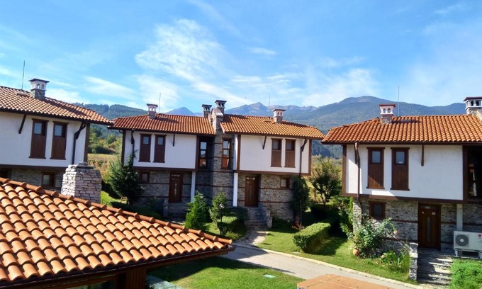 Dobrinishte Villa | Discover Вила Цветелина: 10/10 Rating & Relaxing Amenities