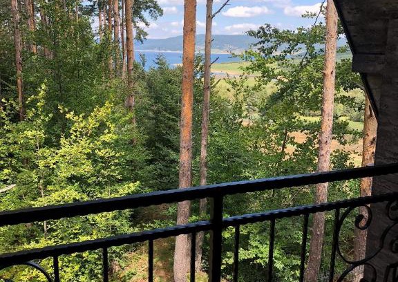 Tsigov Chark Villa | Discover Family-Friendly Villa Bora Vista with Hot Tub