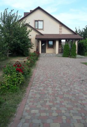 Poltava Oblast Villa | Discover Відрада: Family-Friendly Stay with 9.9/10 Rating