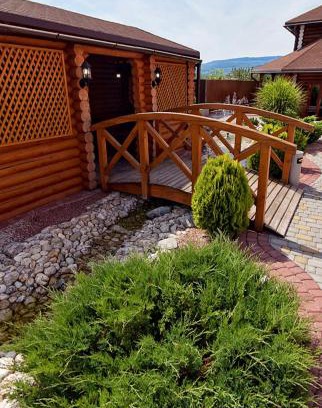 Nyzhnje Selyshche Hotel | Ocean View Escape at Візит with Pool and Breakfast