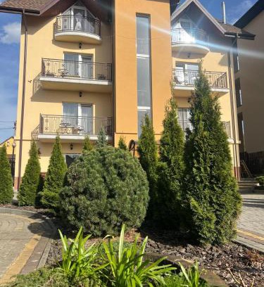 Skhidnytsya Hotel | Pet-Friendly Stay at Вілла Джерело - Rated 9.3/10!
