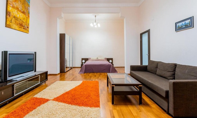 Palace District Apartment | Premier Stay in the Heart of St. Petersburg with Breakfast