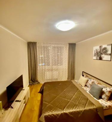 Dniprovs'kyi District Apartment | Exceptional View Apartment Just 3 Minutes from Metro