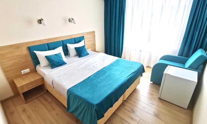 Arkhipo-Osipovka House | Guest House Альтитюд: Family-Friendly with Pool Amenities