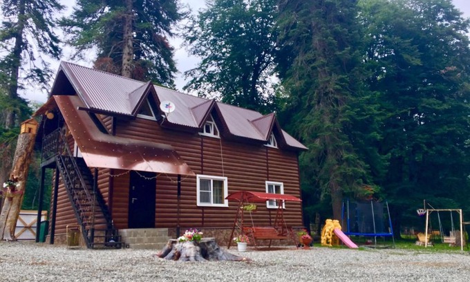Arkhyz House | Pet-Friendly Гостевой дом Мирлан with 9/10 Guest Rating