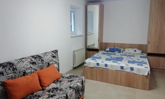 Gelendzhik Hotel | Oceanfront Guesthouse "На Приморской" with Family Amenities