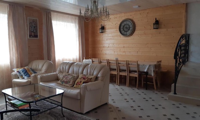 Suzdal House | Pet-Friendly Guest House on Sovkhoznaya: Rated 10/10