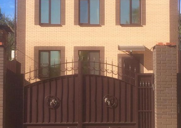 Voronezh House | Relaxing Cottage with Sauna and Family-Friendly Amenities