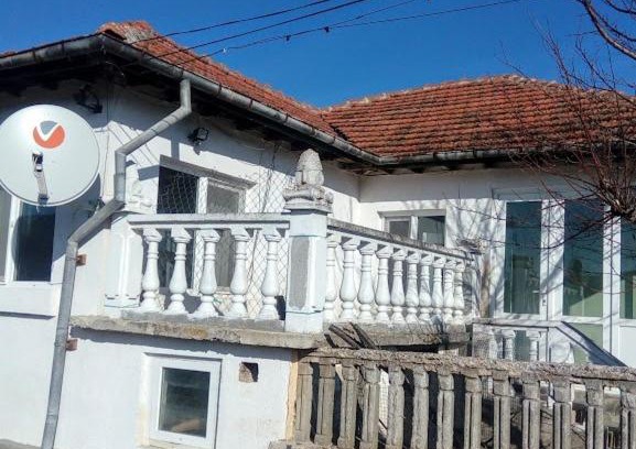 Provadia House | Pet-Friendly Guest House with Hot Tub and Great Reviews